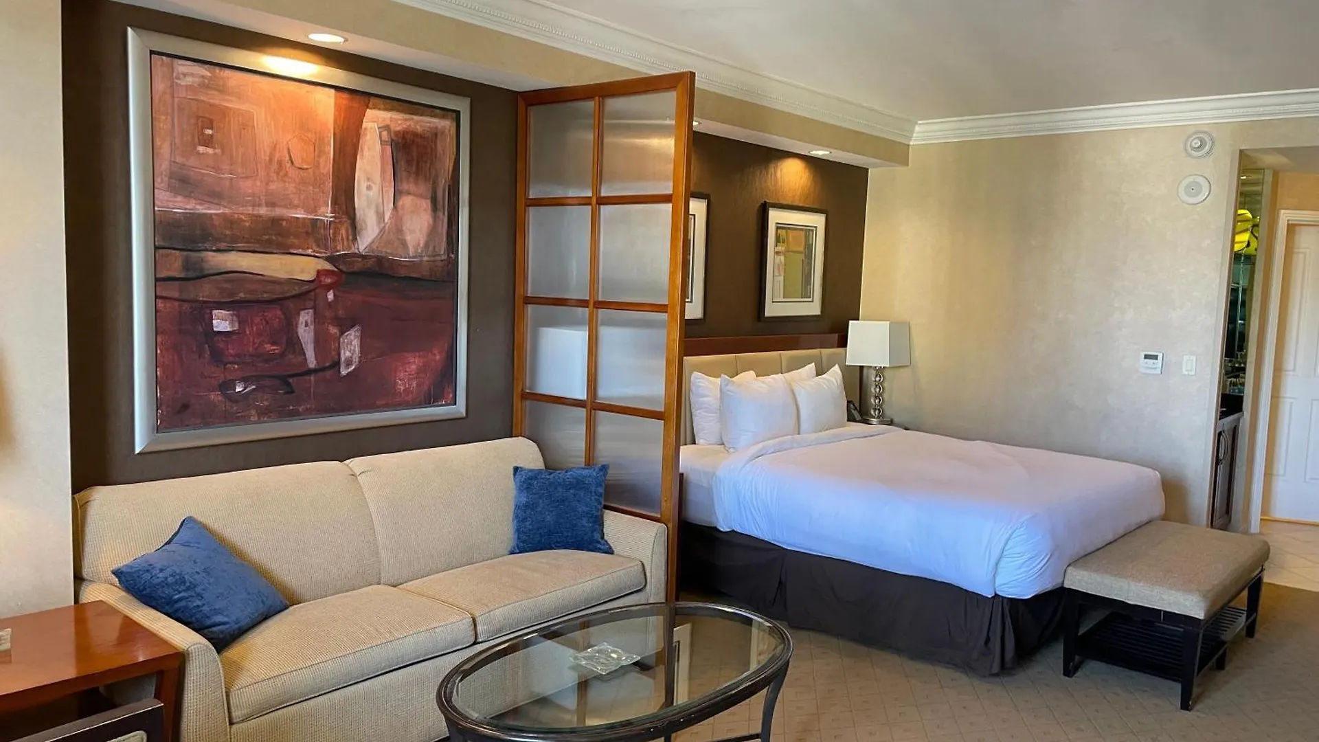 Signature- Balcony Strip View- High Floor- No Parking Fee Las Vegas 0*,  United States